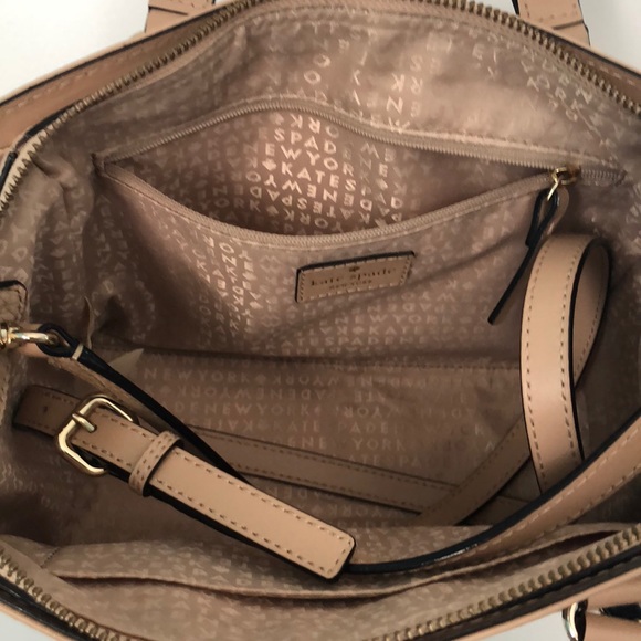 EUC Kate Spade Adelia Hadley Street Crossbody - Picture 2 of 4